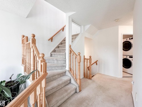 10020 97 Avenue, Edmonton, AB - Indoor Photo Showing Other Room