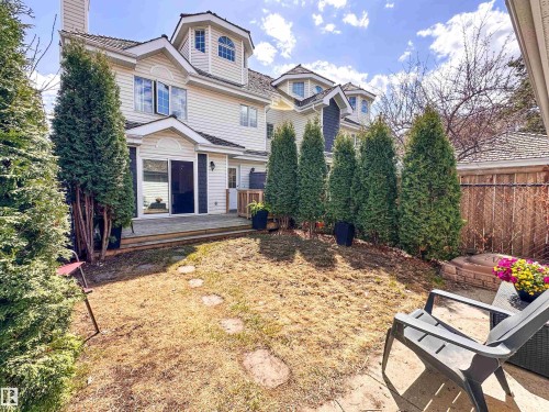 10020 97 Avenue, Edmonton, AB - Outdoor