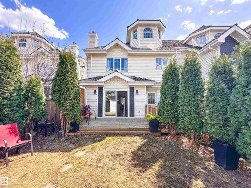 10020 97 Avenue, Edmonton, AB - Outdoor