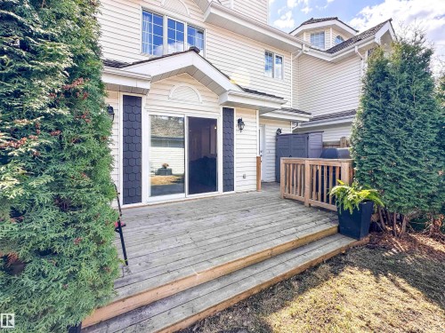10020 97 Avenue, Edmonton, AB - Outdoor