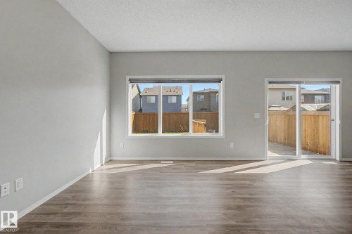 3423 Checknita Terrace, Edmonton, AB - Indoor Photo Showing Other Room