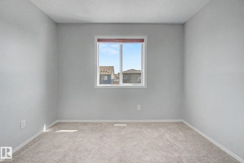 3423 Checknita Terrace, Edmonton, AB - Indoor Photo Showing Other Room