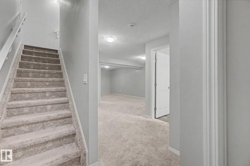 3423 Checknita Terrace, Edmonton, AB - Indoor Photo Showing Other Room