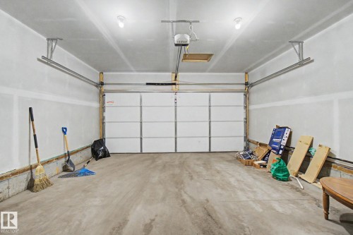 3423 Checknita Terrace, Edmonton, AB - Indoor Photo Showing Garage