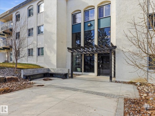 108 5730 Riverbend Road, Edmonton, AB - Outdoor