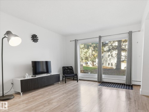 108 5730 Riverbend Road, Edmonton, AB - Indoor