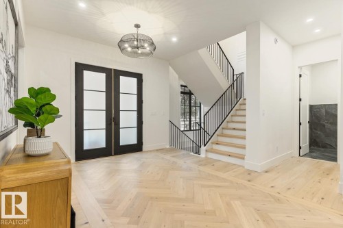 10519 138 Street, Edmonton, AB - Indoor Photo Showing Other Room