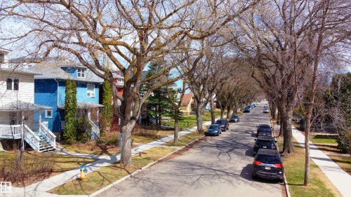 Historic Garneau with tree-lined streets, close to cafes, shops, and the University of Alberta. 1 block off vibrant Whyte Avenue - 10956 81 Avenue, Edmonton, AB - Outdoor