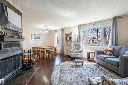 14238 22A Street, Edmonton, AB 
