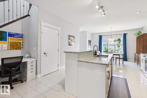 9919 79 Street, Edmonton, AB - Indoor