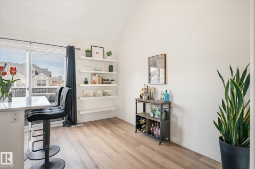 21 10235 111 Street, Edmonton, AB - Indoor Photo Showing Office
