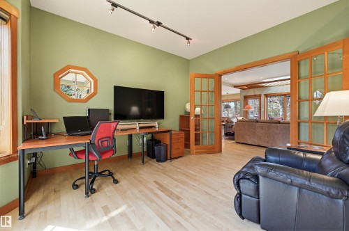 9212 118 Street, Edmonton, AB - Indoor