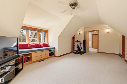 9212 118 Street, Edmonton, AB - Indoor Photo Showing Other Room