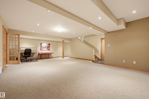 9212 118 Street, Edmonton, AB - Indoor
