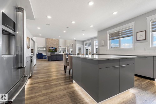 4412 Wingfield Cape, Edmonton, AB - Indoor Photo Showing Kitchen With Upgraded Kitchen