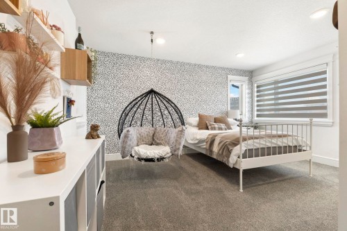 4412 Wingfield Cape, Edmonton, AB - Indoor Photo Showing Bedroom