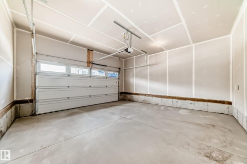 Garage - 1603 206 Street, Edmonton, AB - Indoor Photo Showing Garage