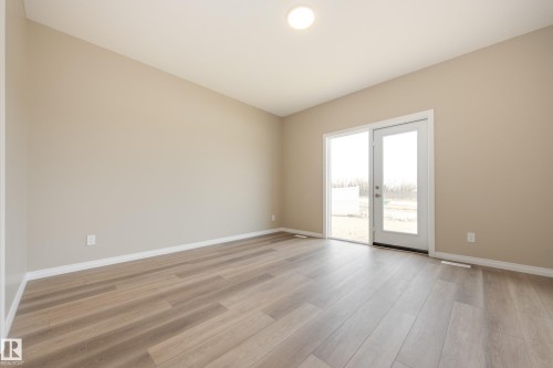 209 Stonehouse Way, Leduc, AB - Indoor Photo Showing Other Room