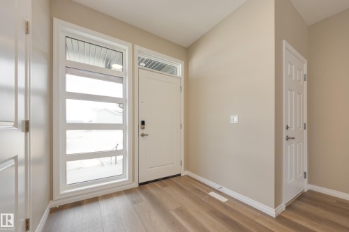 209 Stonehouse Way, Leduc, AB - Indoor Photo Showing Other Room