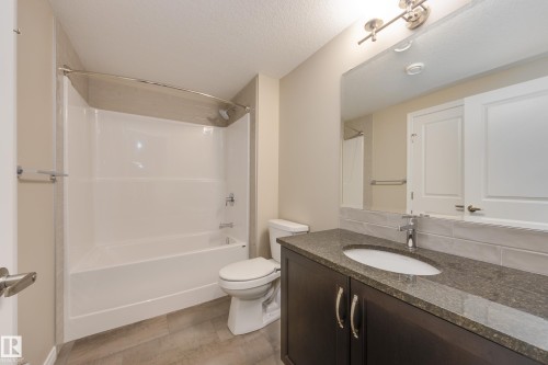 209 Stonehouse Way, Leduc, AB - Indoor Photo Showing Bathroom