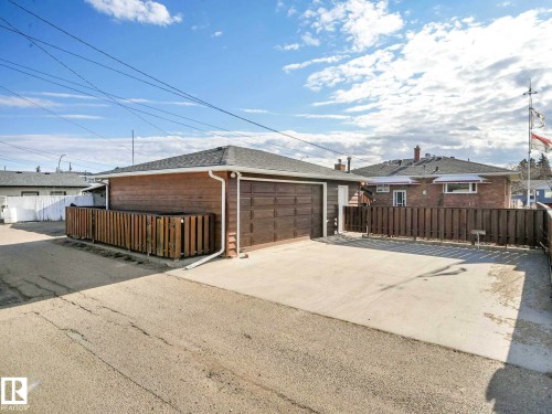 13532 113 Street, Edmonton, AB - Outdoor