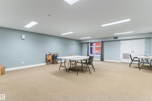 419 7909 71 Street, Edmonton, AB - Indoor