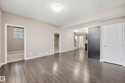 3552 Claxton Crescent, Edmonton, AB 