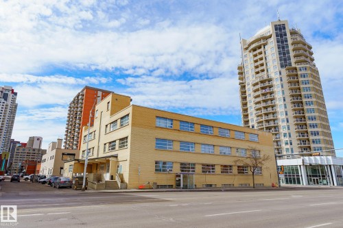 310 10355 105 Street, Edmonton, AB - Outdoor With Facade