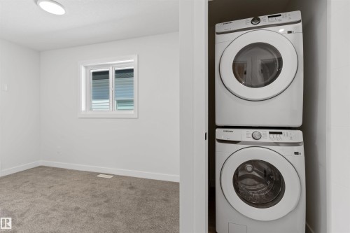 12427 47 Street Nw, Edmonton, AB - Indoor Photo Showing Laundry Room