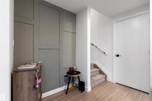 12427 47 Street Nw, Edmonton, AB - Indoor Photo Showing Other Room