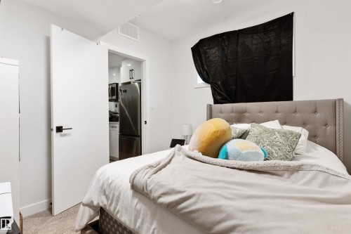 12427 47 Street Nw, Edmonton, AB - Indoor Photo Showing Bedroom
