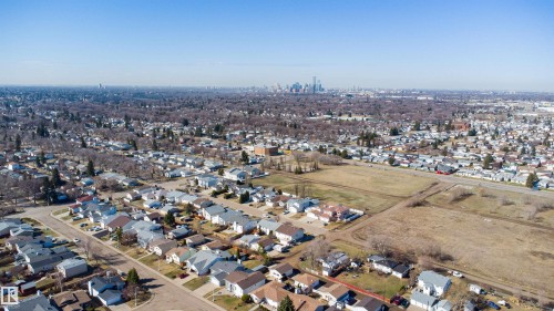 12427 47 Street Nw, Edmonton, AB - Outdoor With View