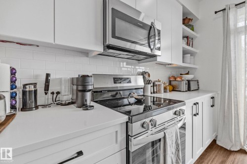 38 100 Jensen Lakes Blvd., St. Albert, AB - Indoor Photo Showing Kitchen