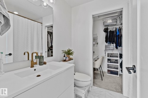 38 100 Jensen Lakes Blvd., St. Albert, AB - Indoor Photo Showing Bathroom