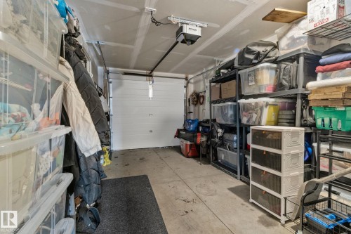 38 100 Jensen Lakes Blvd., St. Albert, AB - Indoor Photo Showing Garage