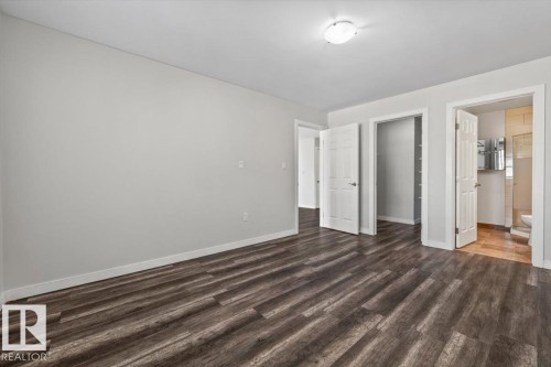 15805 104 Avenue, Edmonton, AB - Indoor Photo Showing Other Room