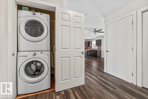 15805 104 Avenue, Edmonton, AB - Indoor Photo Showing Laundry Room