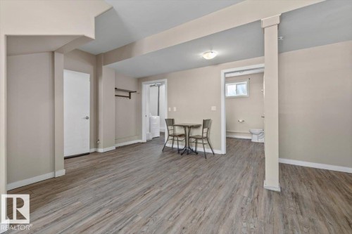 15805 104 Avenue, Edmonton, AB - Indoor