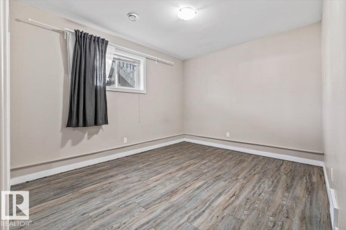 15805 104 Avenue, Edmonton, AB - Indoor Photo Showing Other Room