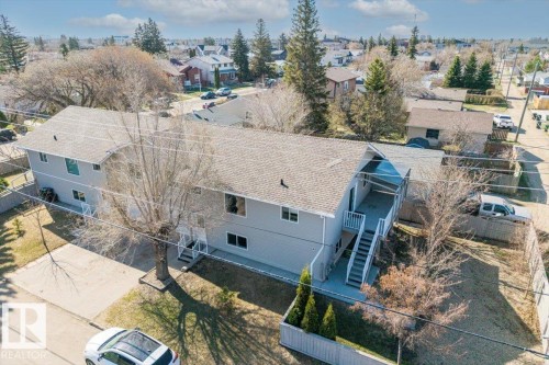 15805 104 Avenue, Edmonton, AB - Outdoor