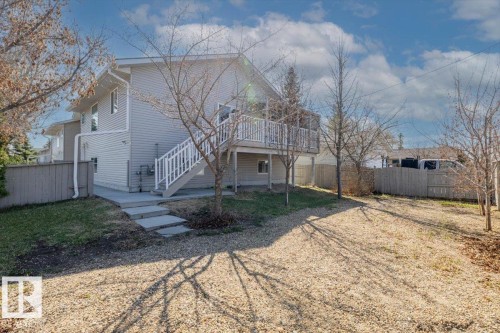 15805 104 Avenue, Edmonton, AB - Outdoor