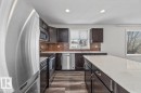 15805 104 Avenue, Edmonton, AB  - Indoor Photo Showing Kitchen 