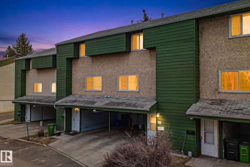 857 Abbottsfield Road NW  Edmonton, AB T5W 4R4