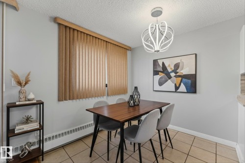 101 51 Brown Street, Stony Plain, AB - Indoor Photo Showing Dining Room
