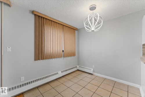 101 51 Brown Street, Stony Plain, AB - Indoor Photo Showing Other Room