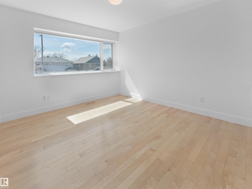 11251 79 Avenue, Edmonton, AB - Indoor Photo Showing Other Room
