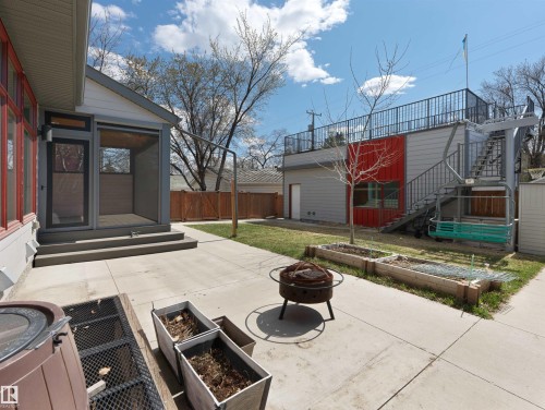 11251 79 Avenue, Edmonton, AB - Outdoor