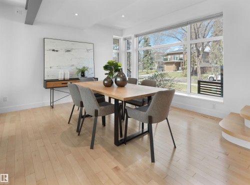 11251 79 Avenue, Edmonton, AB - Indoor Photo Showing Dining Room