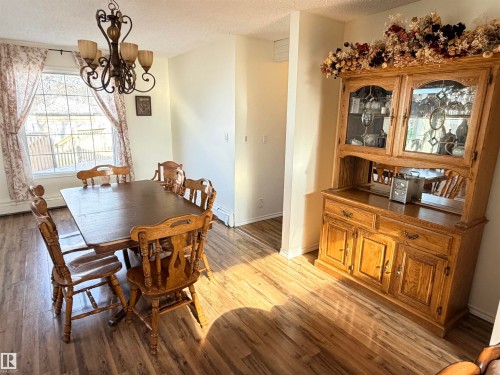 10248 109 Avenue, Westlock, AB - Indoor Photo Showing Dining Room