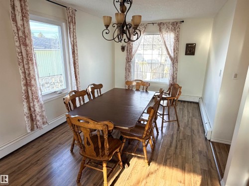 10248 109 Avenue, Westlock, AB - Indoor Photo Showing Dining Room
